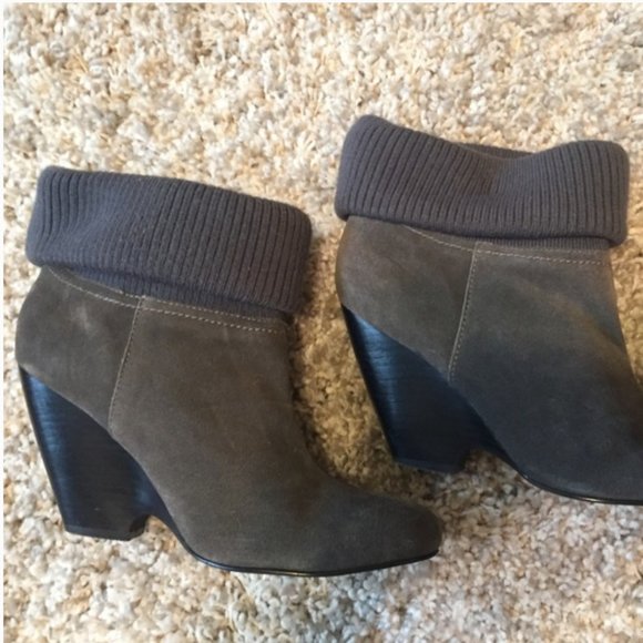 3/$20 Kimchi Blue Gray Sweater High Heel Booties - Picture 2 of 8